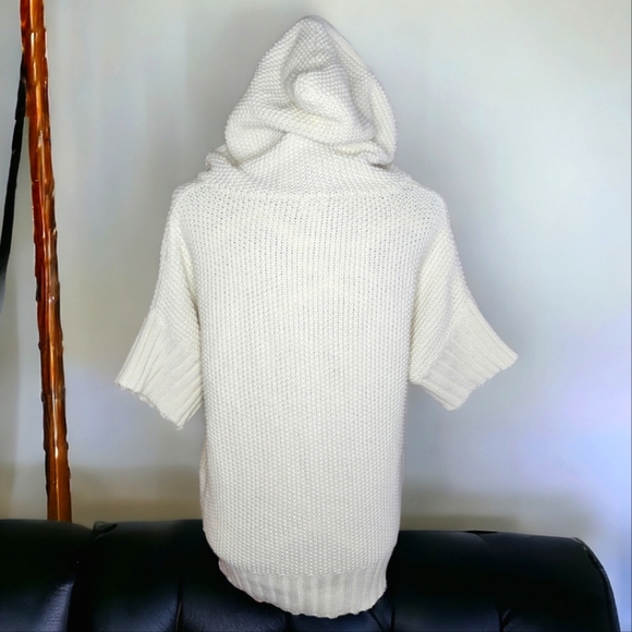 KISMET Knit Oversized 3/4 Sleeve Sweater- Small - Picture 2 of 6